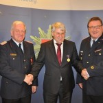 Regierungsbrandmeister Uwe Schulz verabschiedet; Dieter Ruschenbusch als Nachfolger ernannt