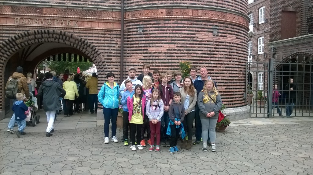 Hansa Park Eingang Gruppenbild
