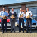 Teddys für die Uelzener Feuerwehren