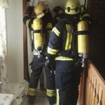 Feuer in Altenmedingen - Feuerwehren verhindern Dachstuhlbrand
