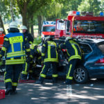 Unfallopfer aus PKW-Wrack befreit