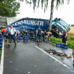 Vollsperrung nach schwerem LKW-Unfall auf der L233