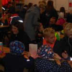 DRK-Kindergarten „Villa Kunterbunt“ und Ortsfeuerwehr Hanstedt I melden: Laternenumzug sehr gut besucht