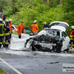 Ein Toter und vier Schwerverletzte bei Verkehrsunfall auf der B4