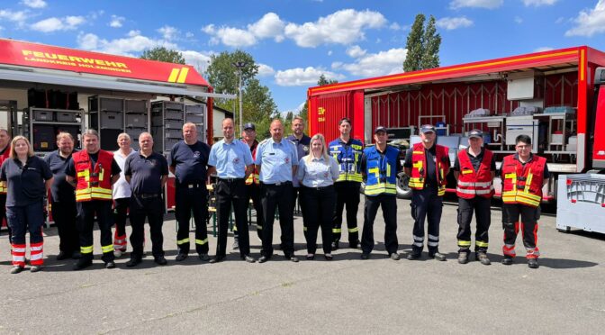 Versorgungszüge der niedersächsischen Feuerwehren trafen sich in Braunschweig